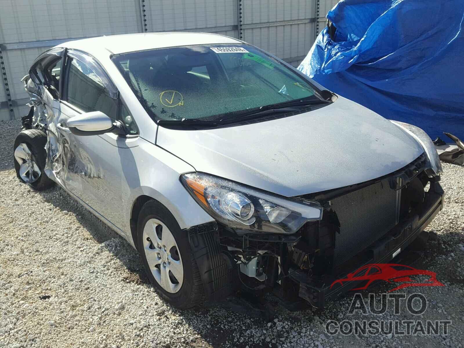 KIA FORTE 2015 - KNAFK4A68F5410617