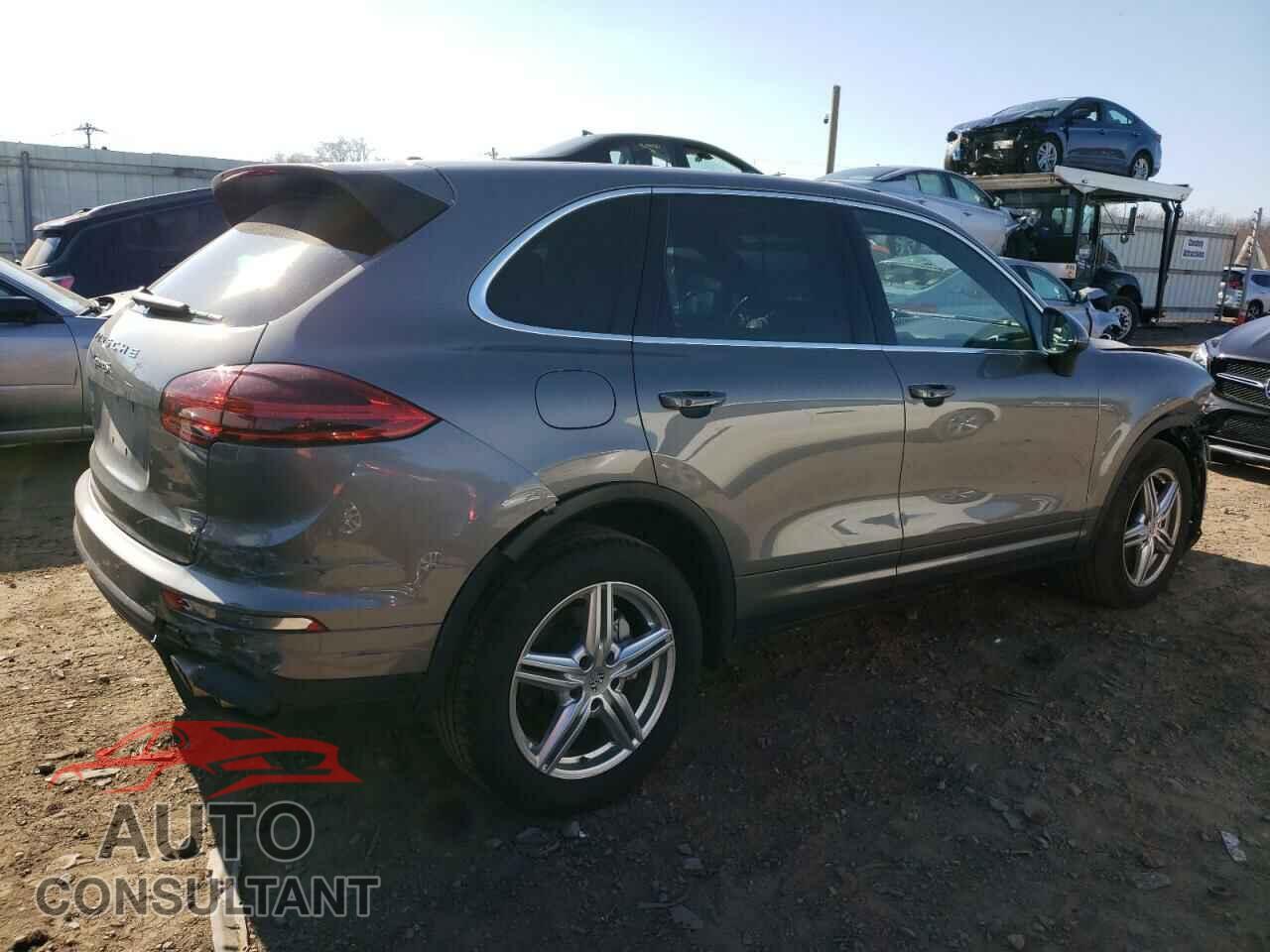 PORSCHE CAYENNE 2017 - WP1AB2A27HLA51563