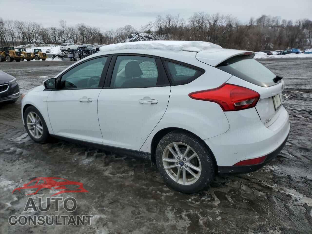 FORD FOCUS 2017 - 1FADP3K27HL258772