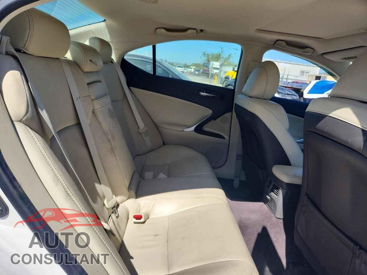 LEXUS IS 2010 - JTHBF5C27A5128448