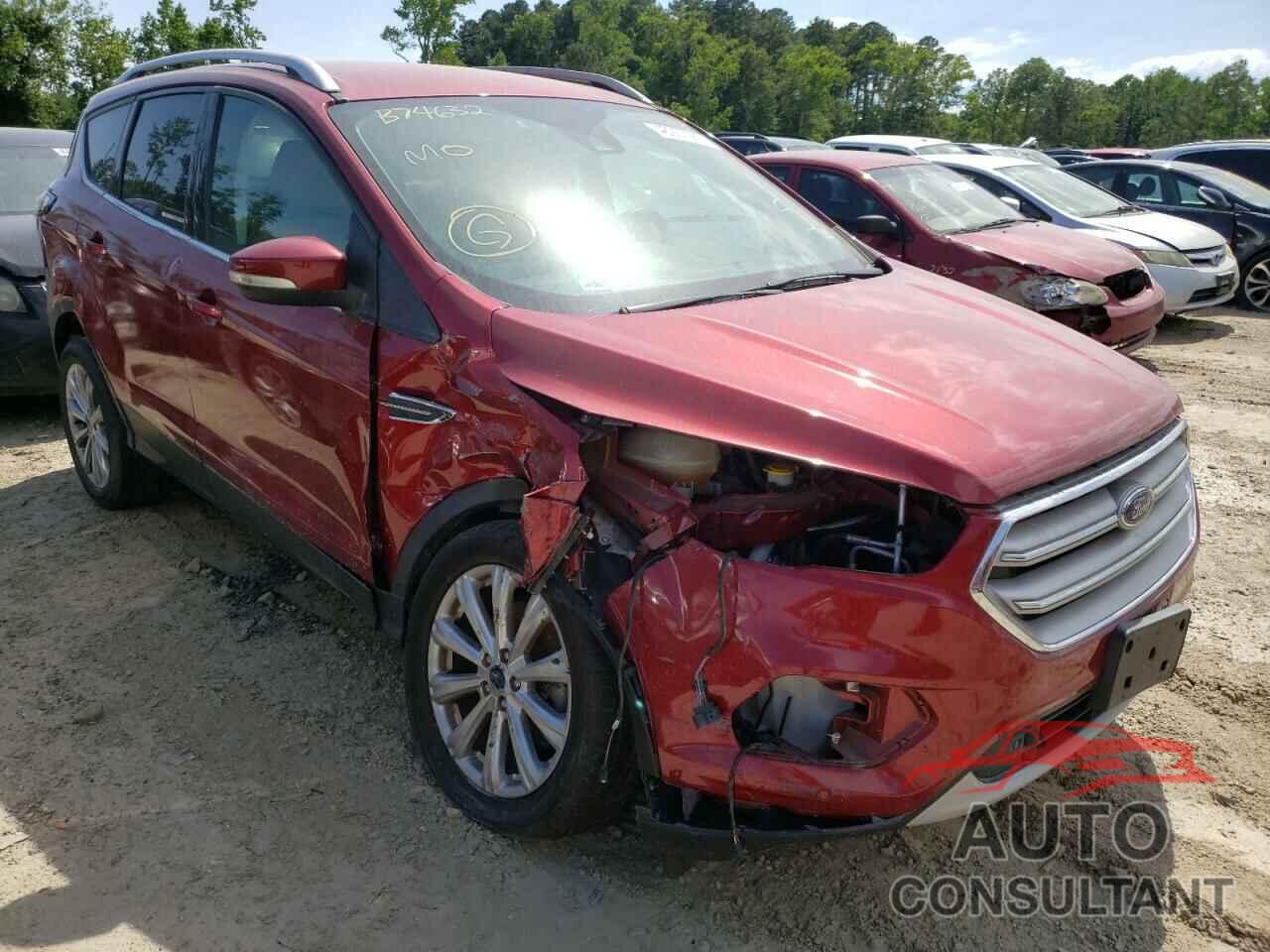 FORD ESCAPE 2017 - 1FMCU0J97HUB74632