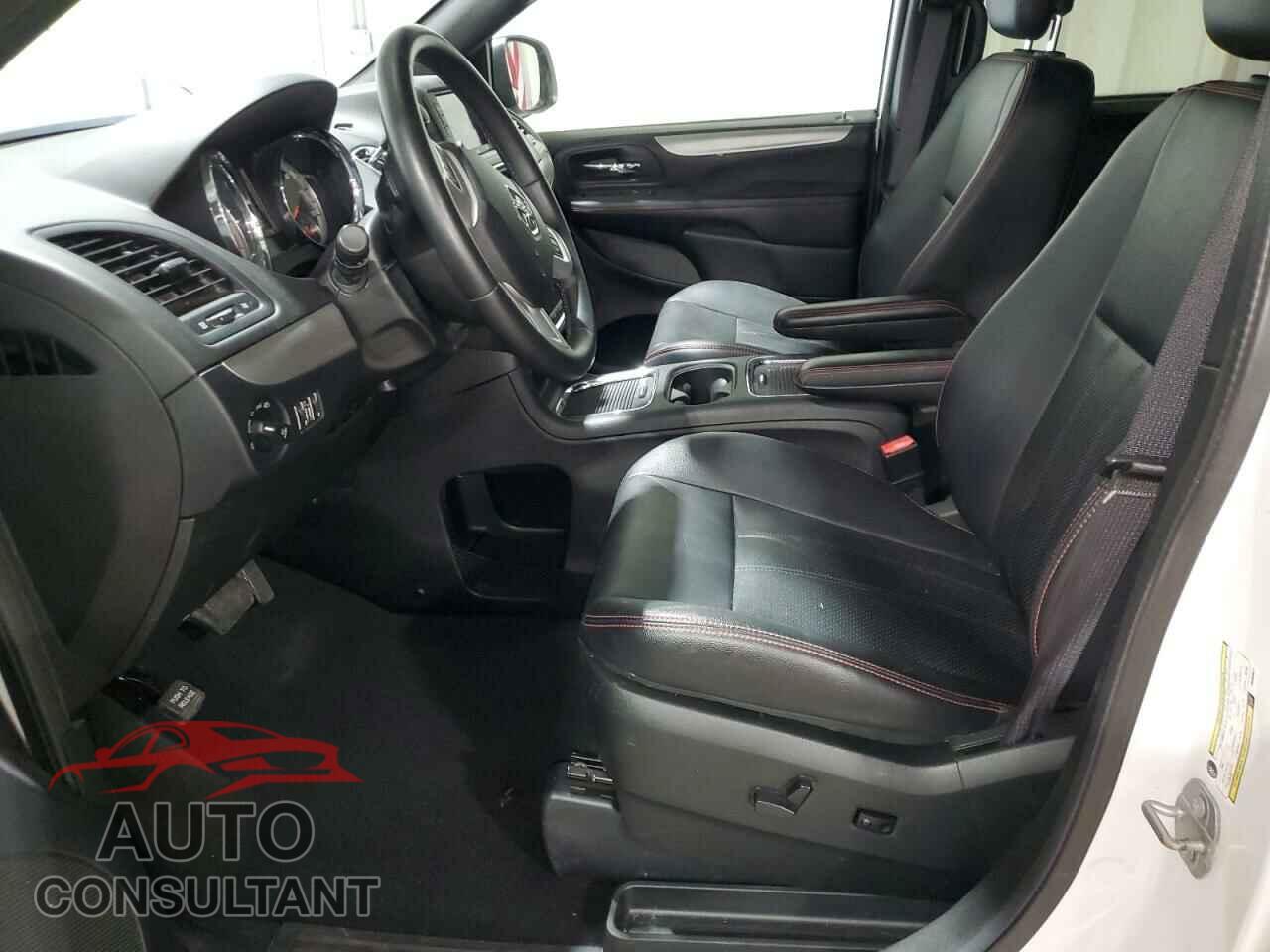 DODGE CARAVAN 2018 - 2C4RDGEG3JR283821