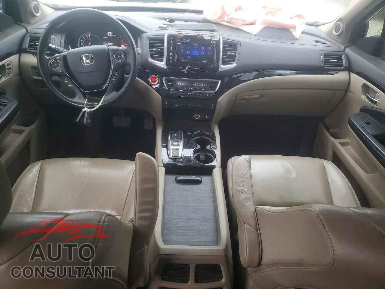 HONDA PILOT 2018 - 5FNYF5H96JB008270