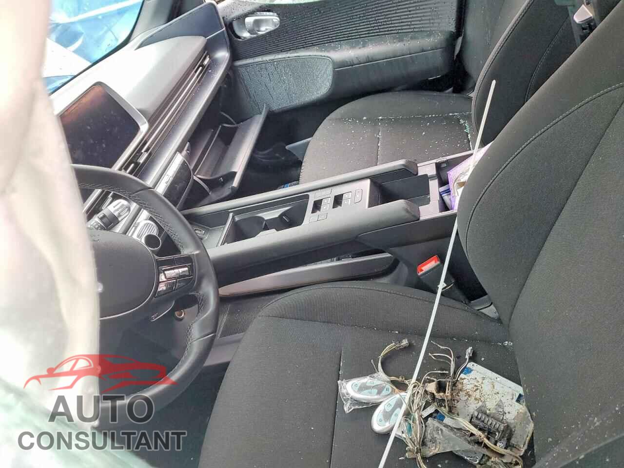 HYUNDAI ALL OTHER 2024 - KMHM24AA8RA071802