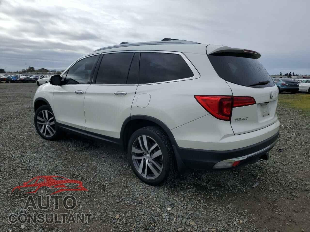 HONDA PILOT 2017 - 5FNYF5H98HB008863
