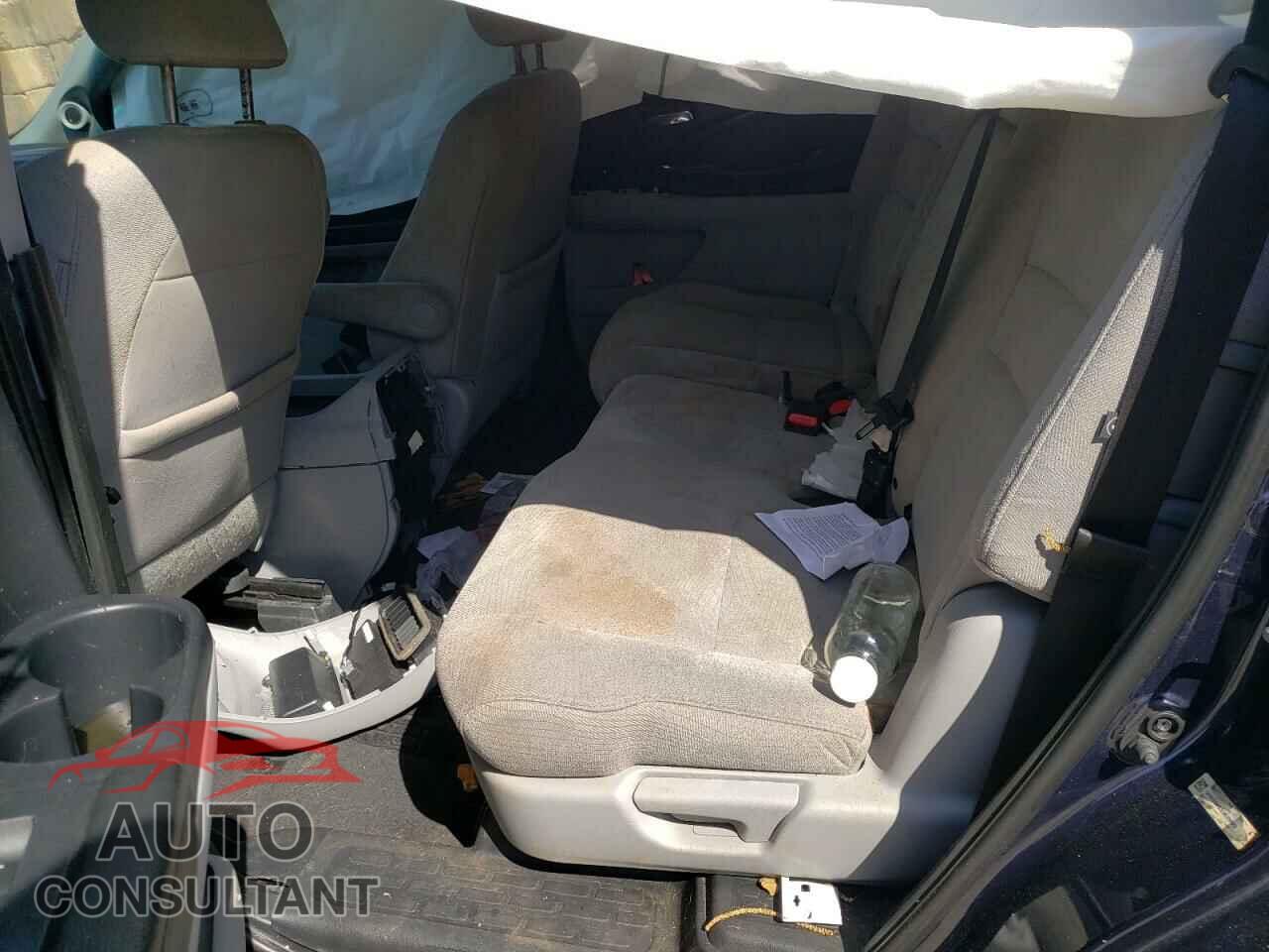 HONDA PILOT 2016 - 5FNYF5H33GB009929