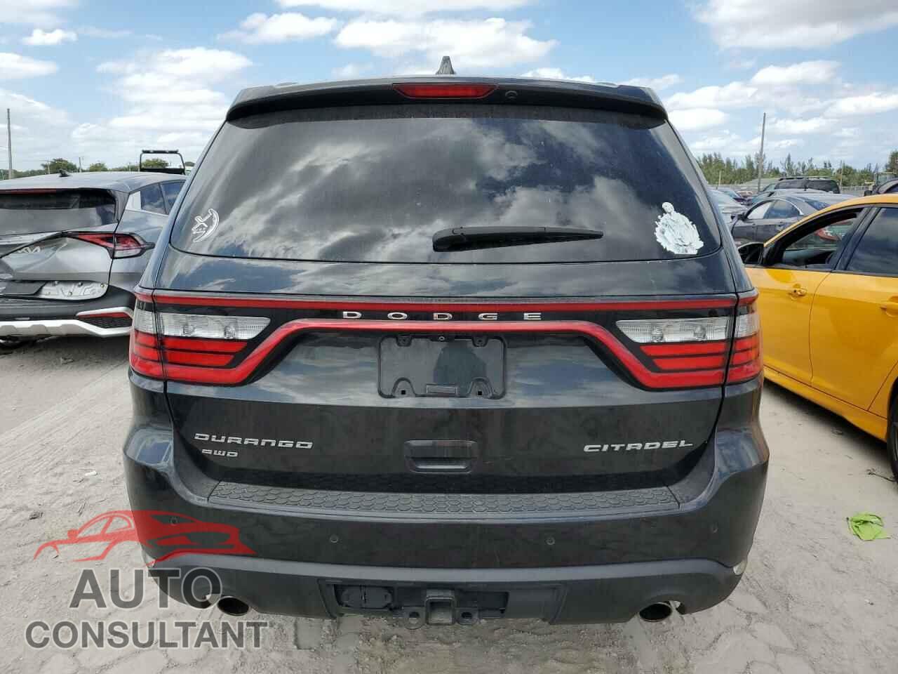 DODGE DURANGO 2015 - 1C4SDJETXFC156348