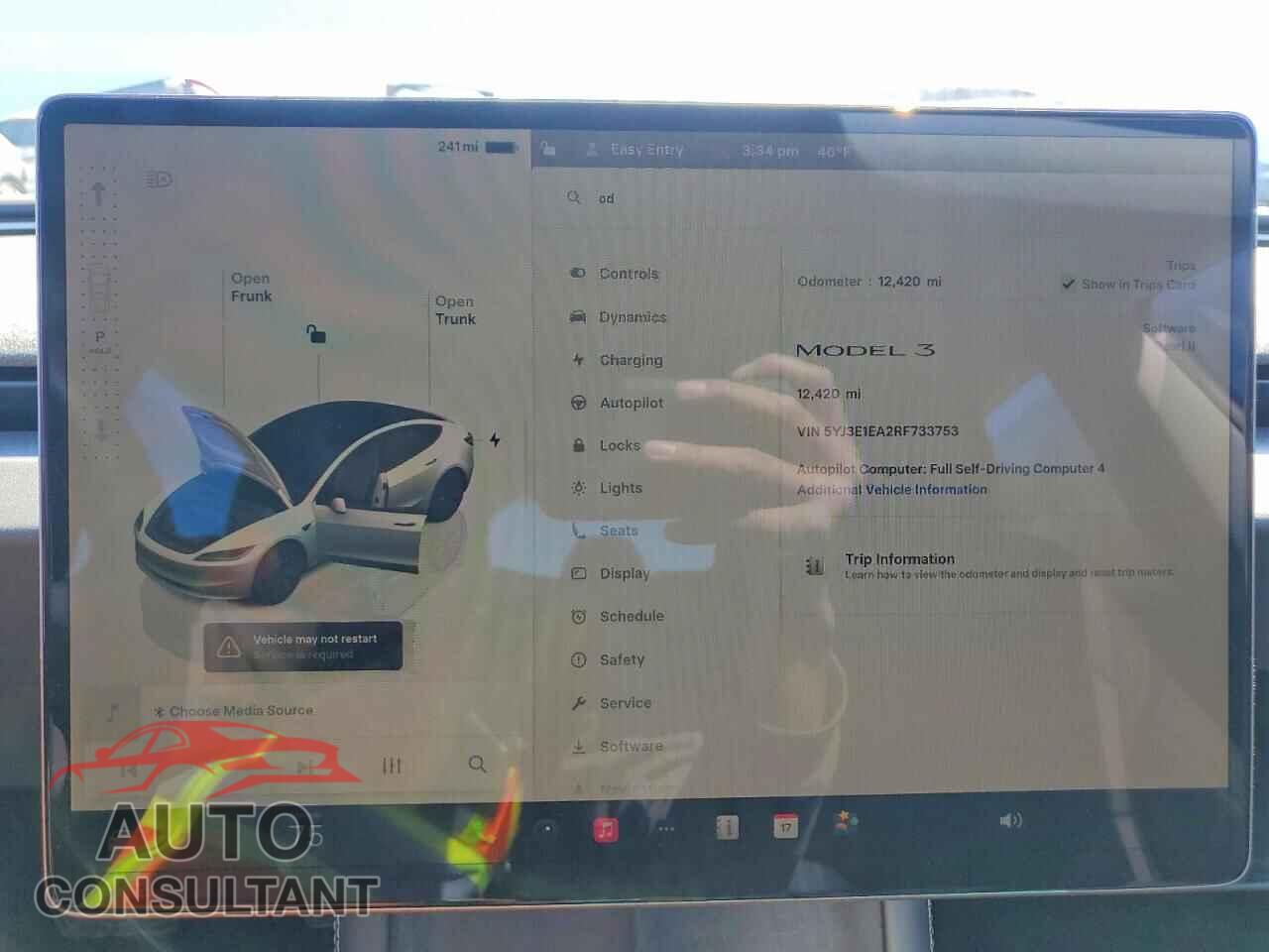 TESLA MODEL 3 2024 - 5YJ3E1EA2RF733753