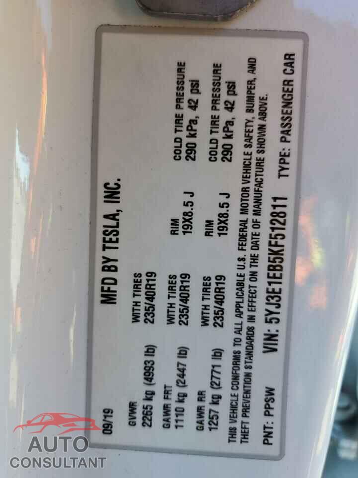 TESLA MODEL 3 2019 - 5YJ3E1EB5KF512811