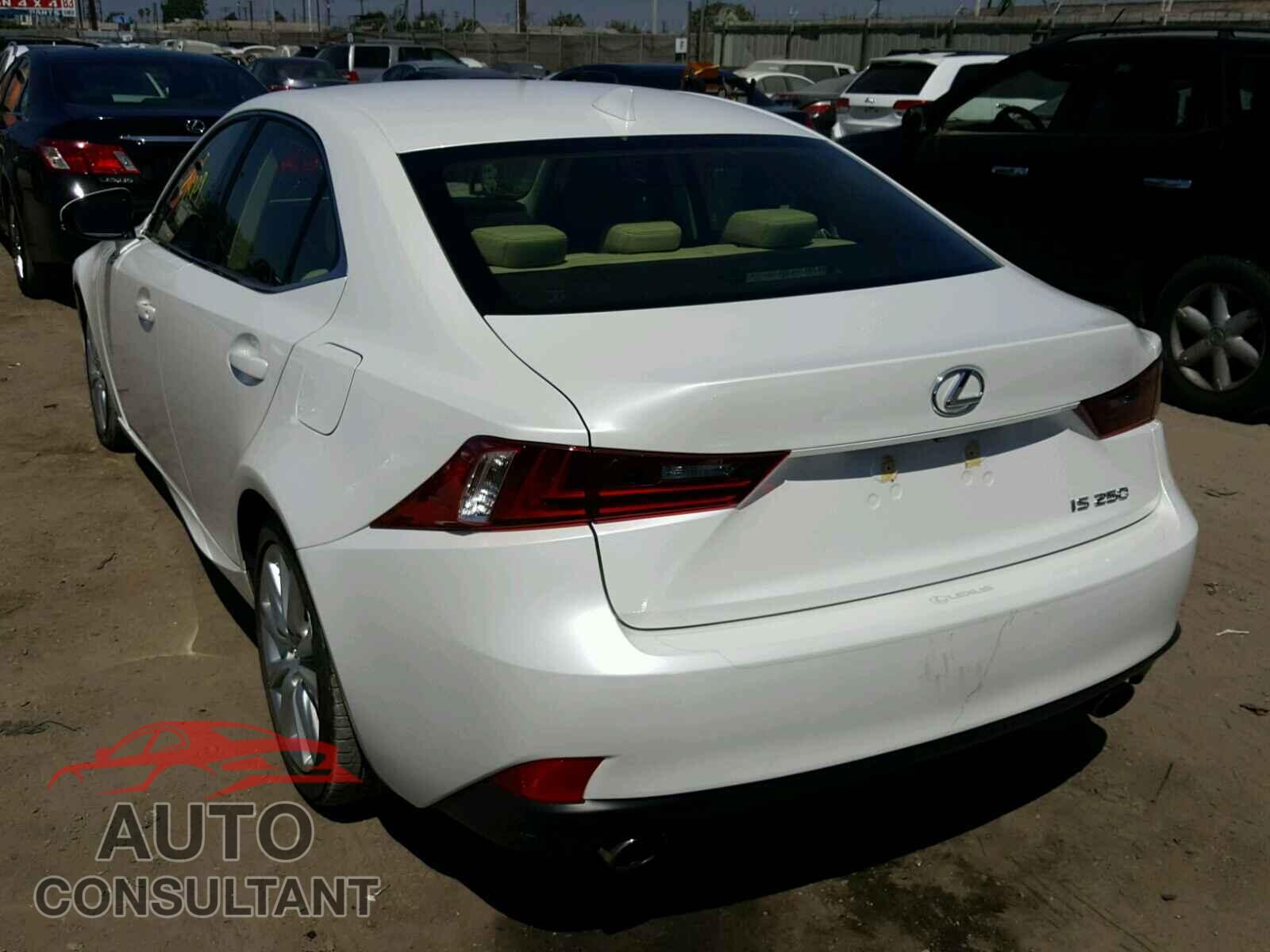 LEXUS IS 250 2015 - JTHBF1D28F5063172
