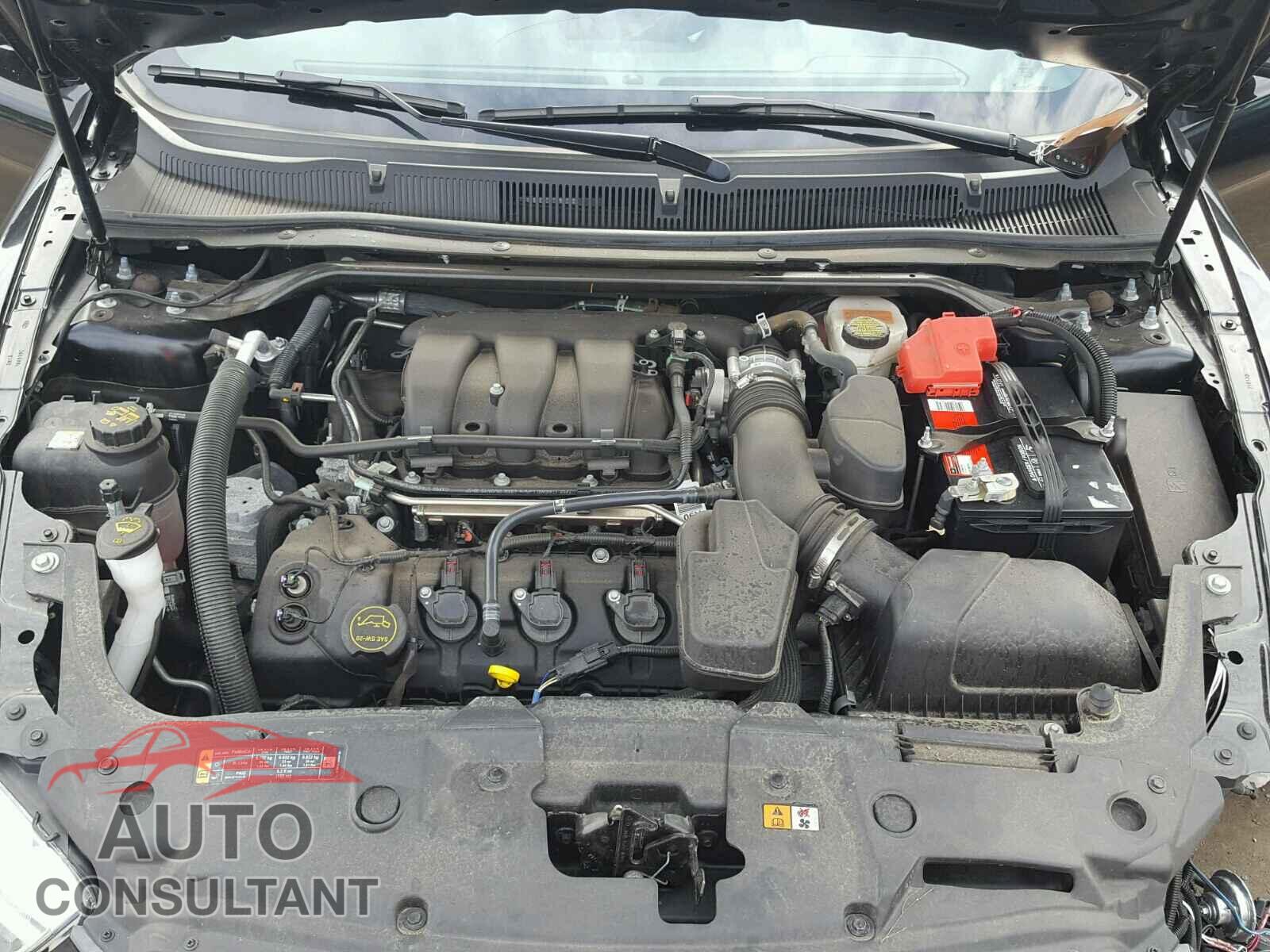 FORD TAURUS 2015 - 1FAHP2H88FG201963