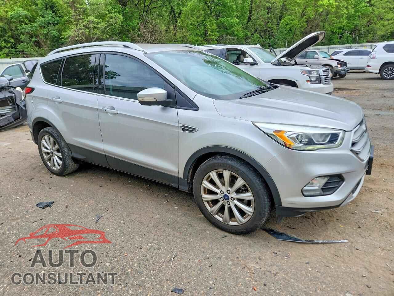 FORD ESCAPE 2017 - 1FMCU0JD0HUC95054