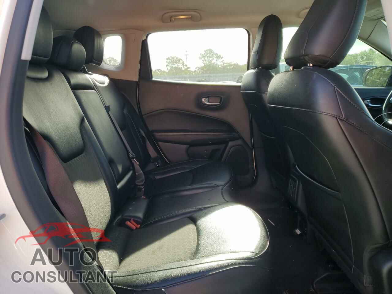 JEEP COMPASS 2020 - 3C4NJCBB6LT176979