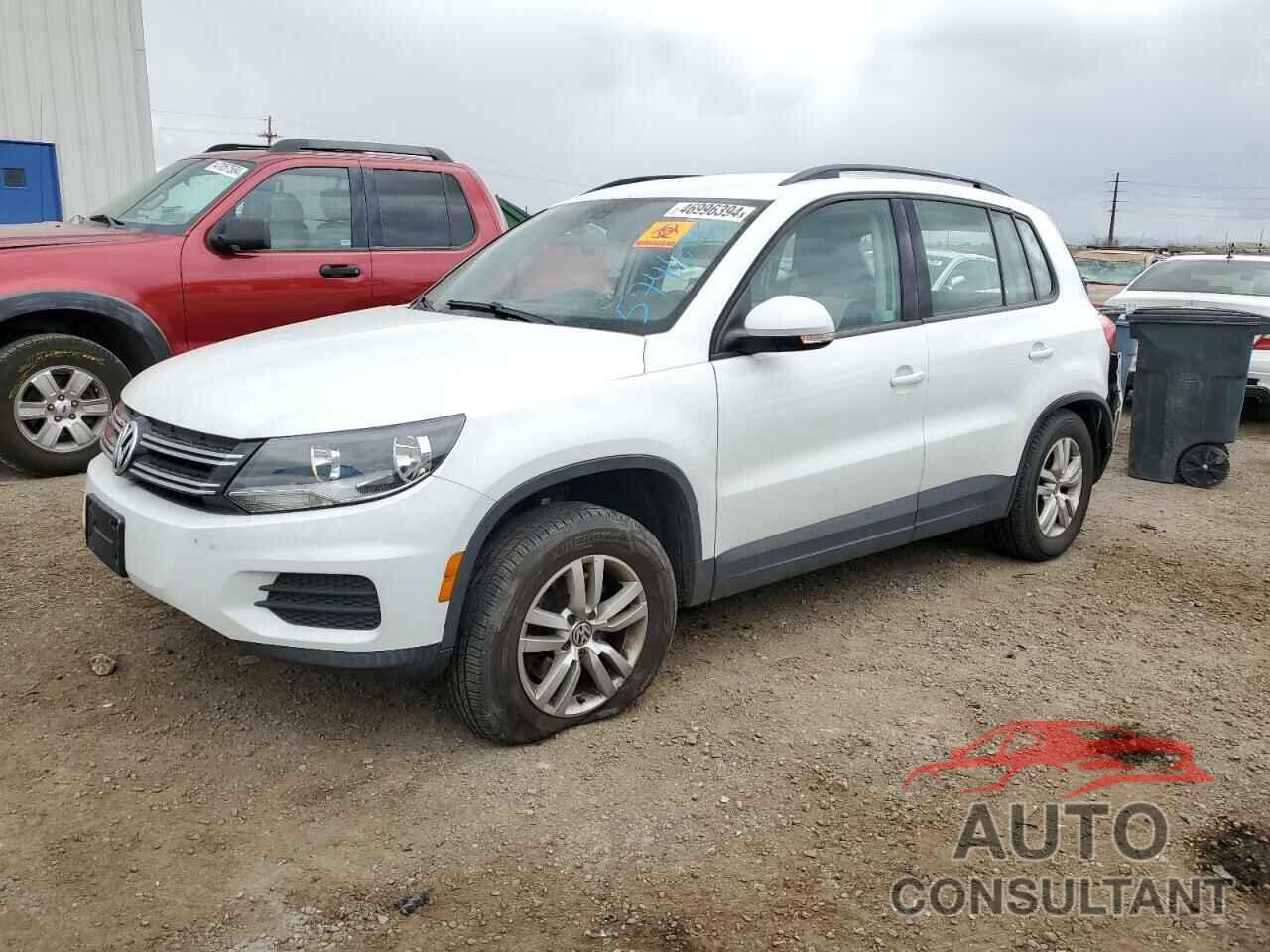 VOLKSWAGEN TIGUAN 2016 - WVGBV7AX2GW574696