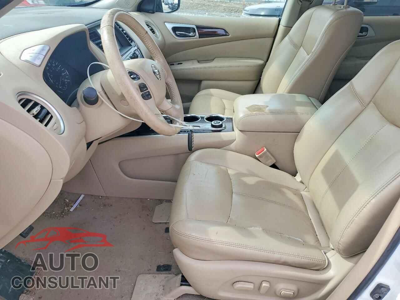 NISSAN PATHFINDER 2015 - 5N1AR2MM7FC718019