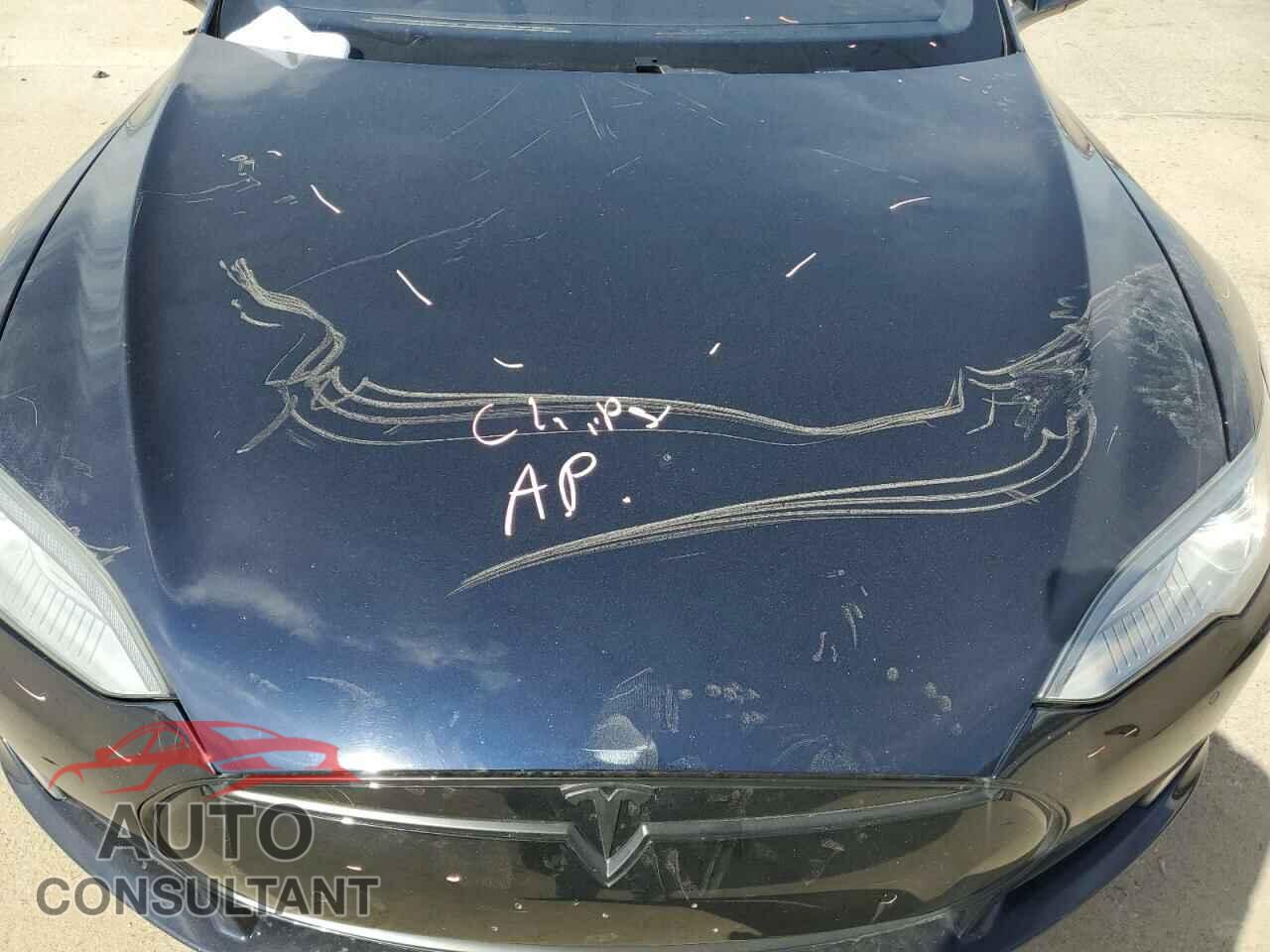 TESLA MODEL S 2014 - 5YJSA1H25EFP65568