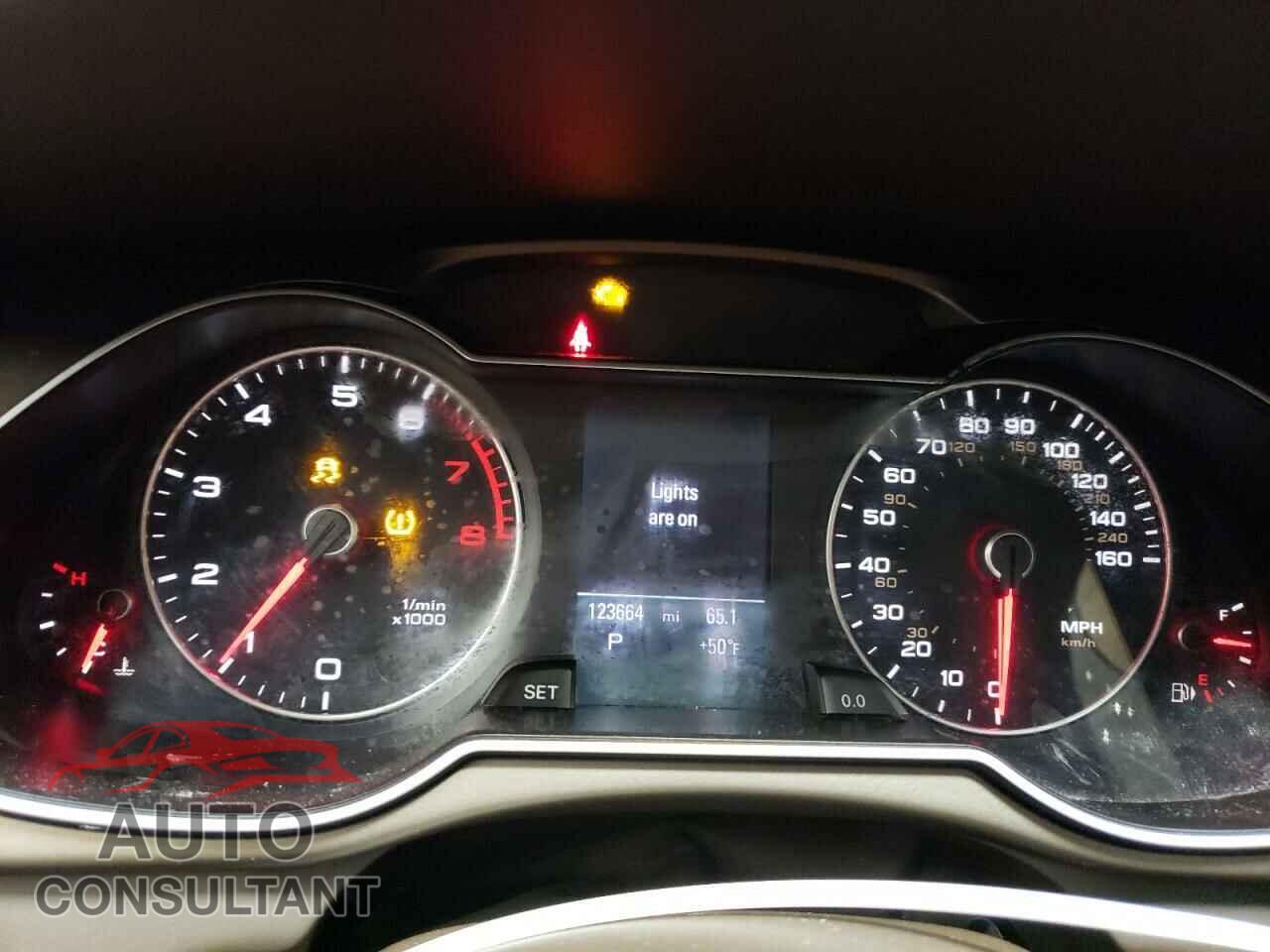 AUDI A4 2013 - WAUFFAFL2DN003231