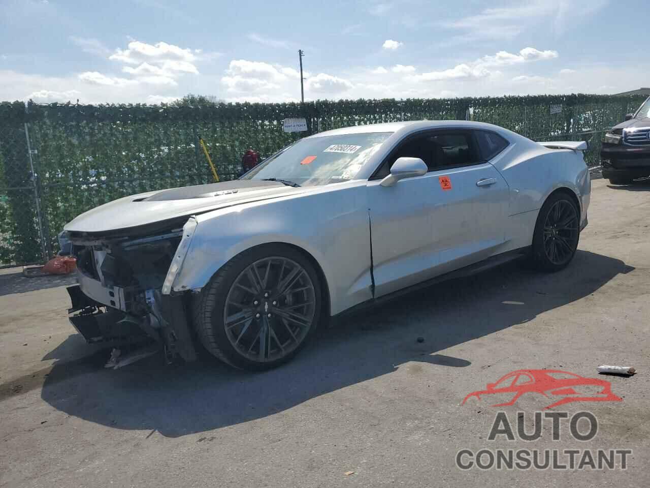 CHEVROLET CAMARO 2018 - 1G1FK1R67J0104674