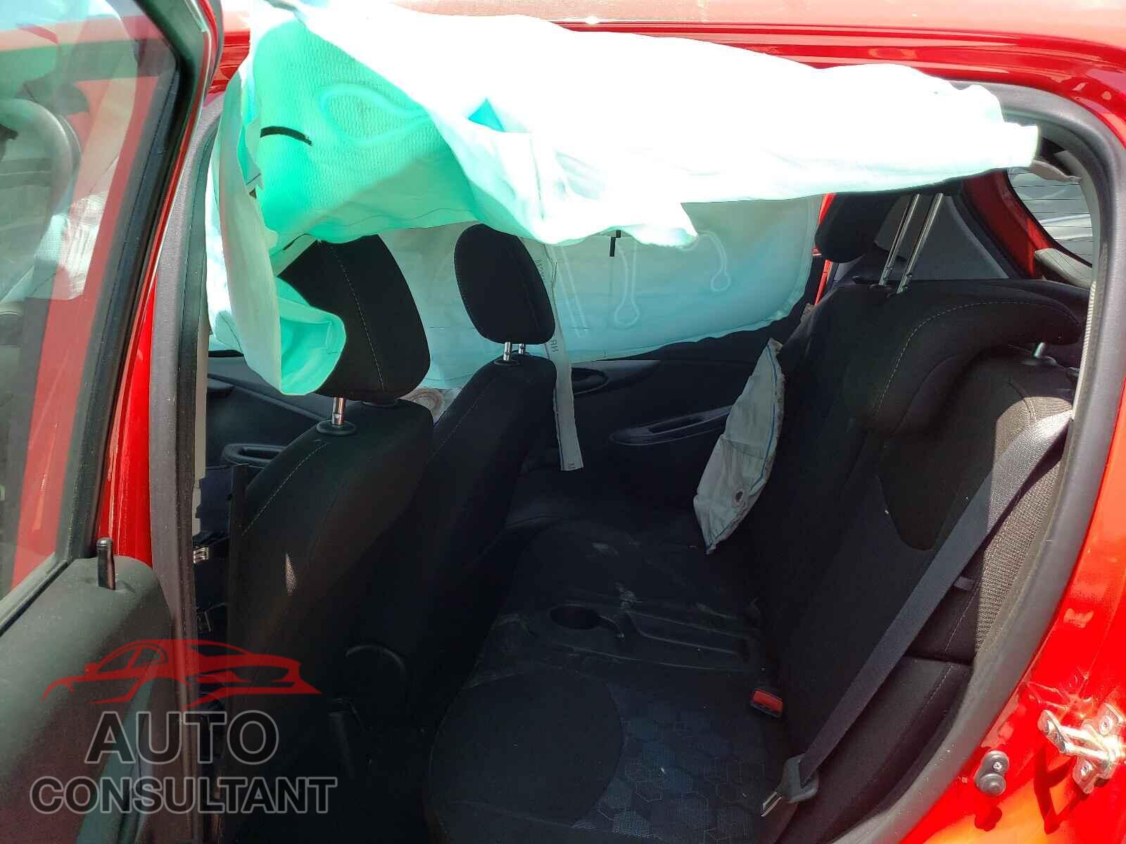 CHEVROLET SPARK 2017 - KL8CB6SA8HC796550