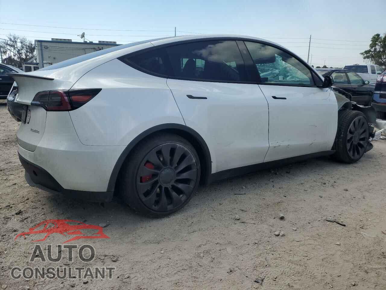 TESLA MODEL Y 2023 - 7SAYGDEF5PF885085