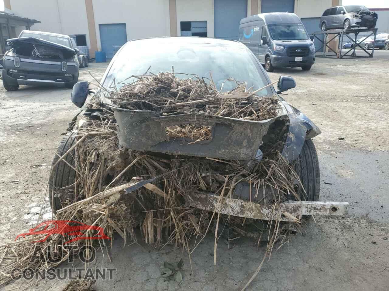 TESLA MODEL 3 2022 - 5YJ3E1EA1NF371411