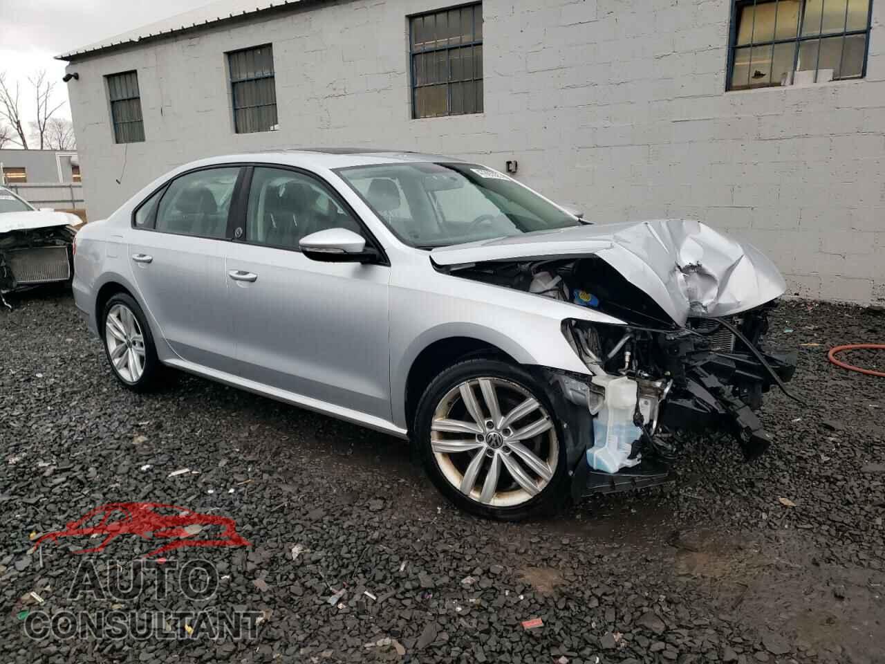 VOLKSWAGEN PASSAT 2019 - 1VWLA7A36KC005195