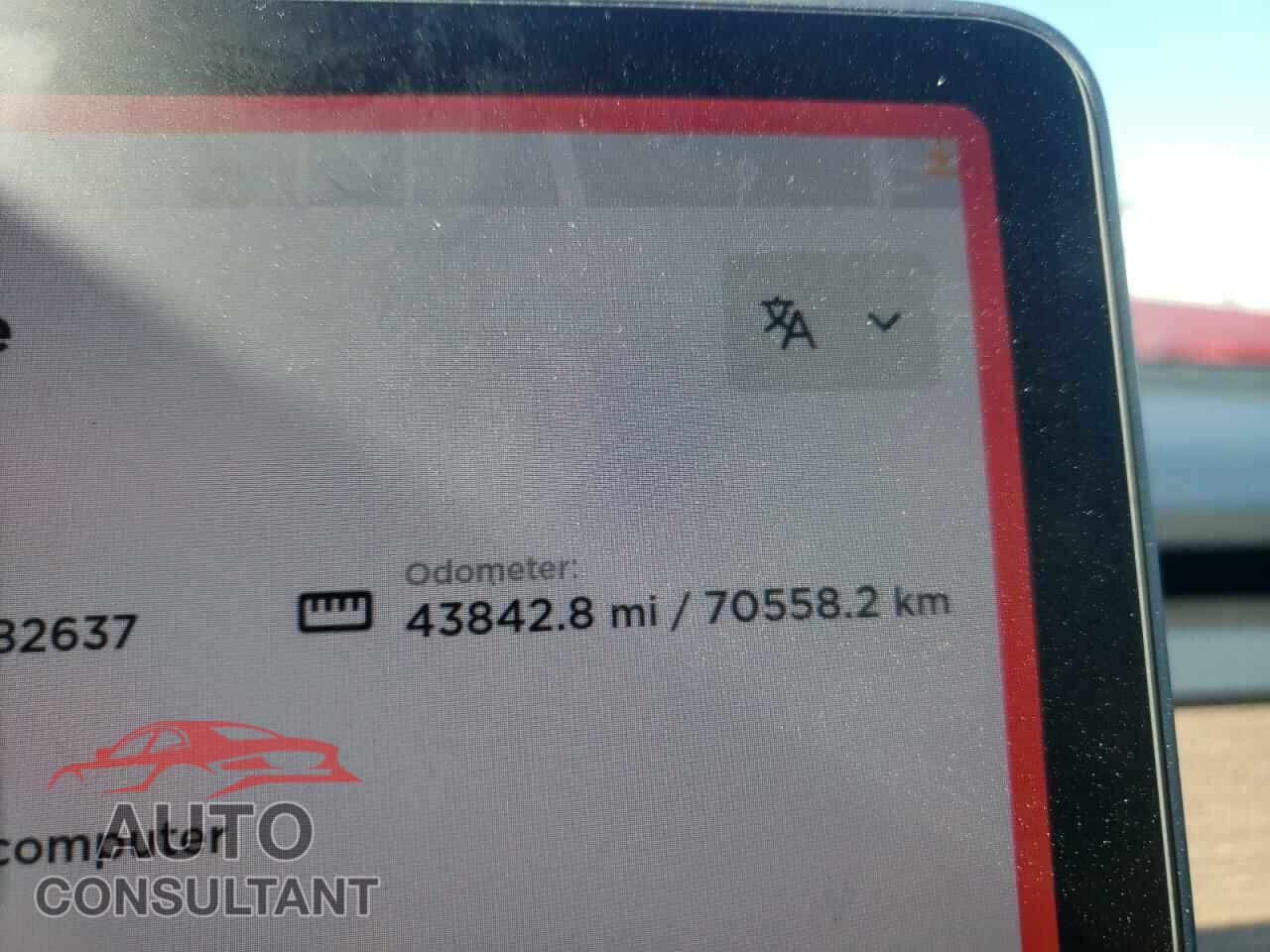 TESLA MODEL Y 2021 - 5YJYGAEE7MF282637