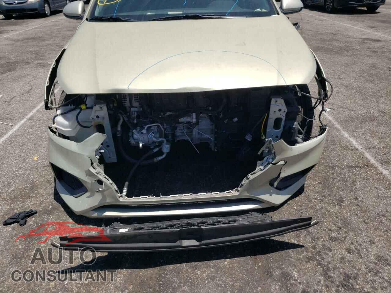 HYUNDAI ACCENT 2019 - 3KPC24A38KE044331