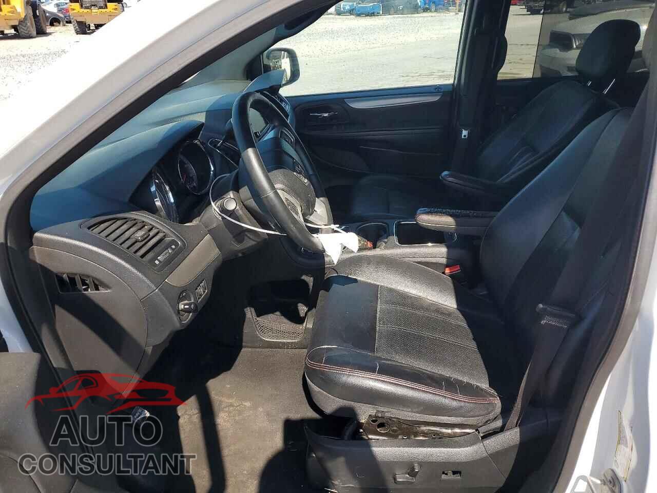 DODGE CARAVAN 2017 - 2C4RDGEG1HR604183