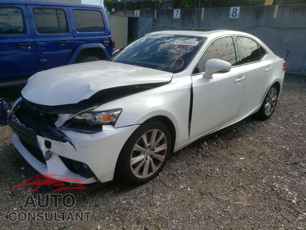 LEXUS IS 2016 - JTHBA1D24G5023607