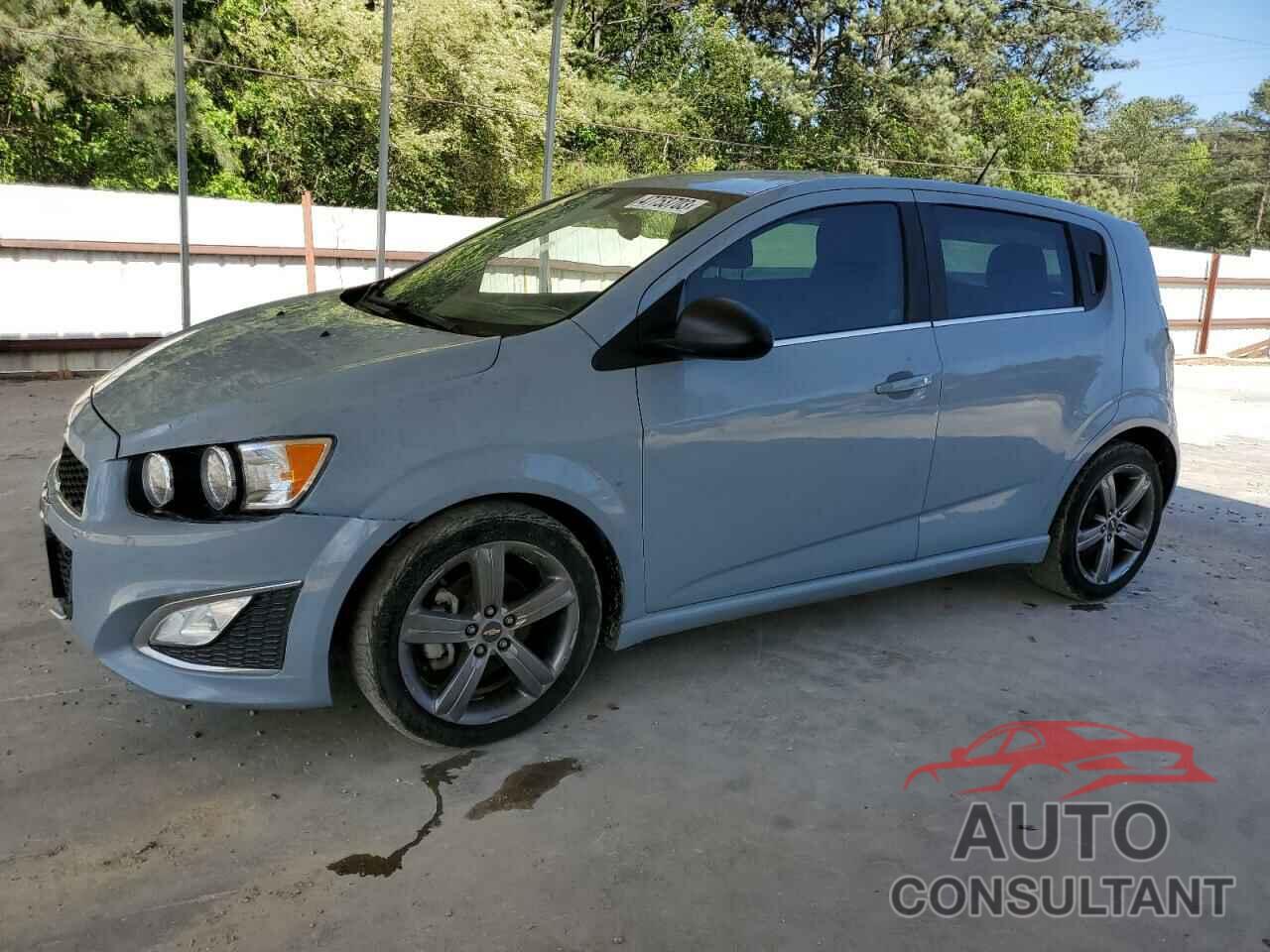 CHEVROLET SONIC 2015 - 1G1JG6SB8F4128806