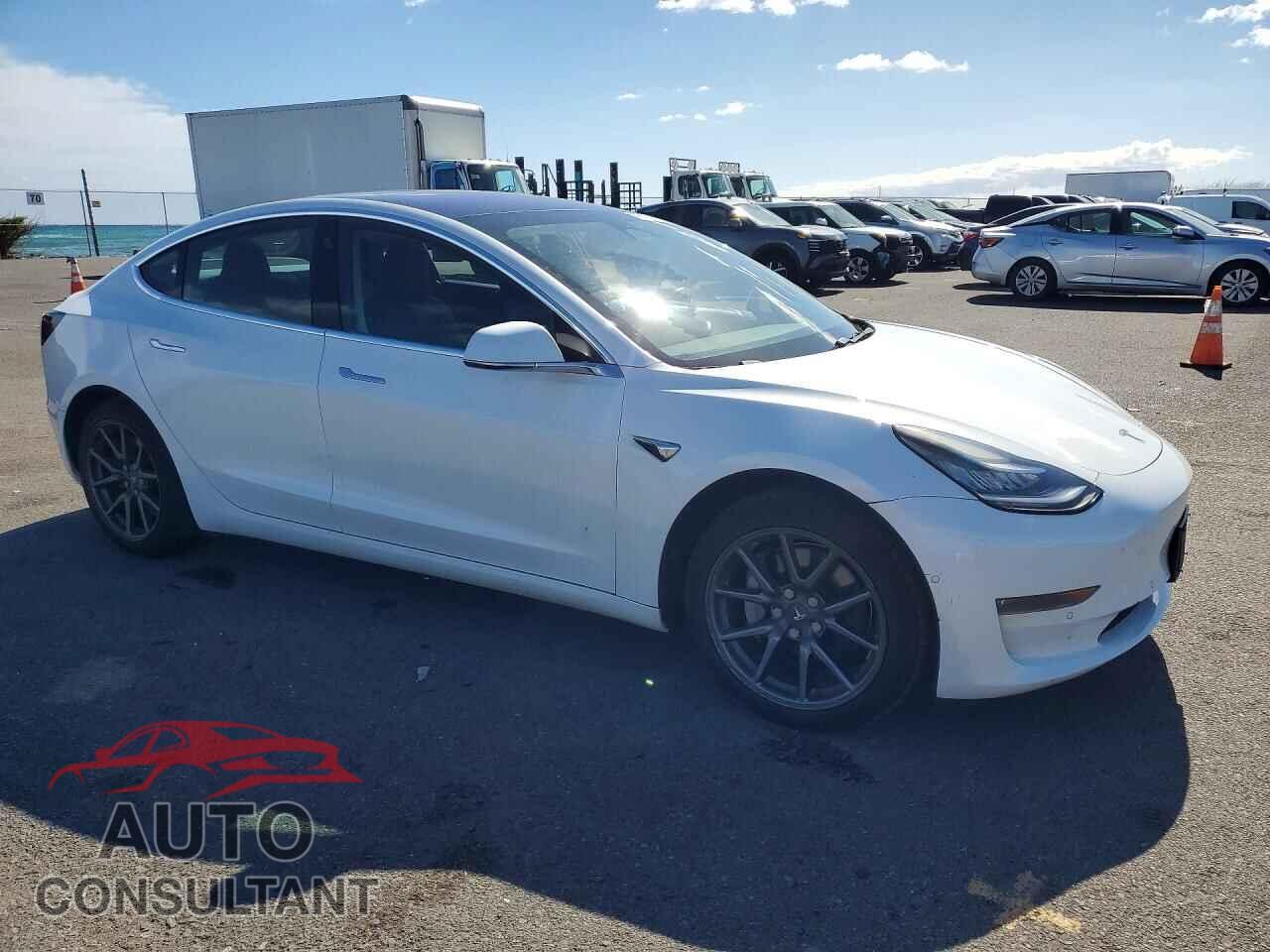TESLA MODEL 3 2018 - 5YJ3E1EA2JF098828