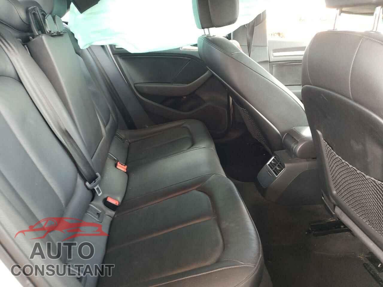 AUDI A3 2016 - WAUA7GFF5G1118485