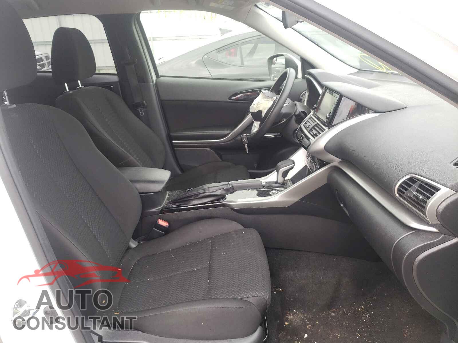 MITSUBISHI ECLIPSE 2019 - JA4AT3AA0KZ036672