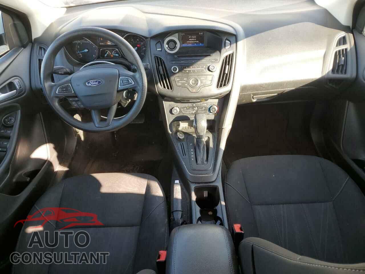 FORD FOCUS 2017 - 1FADP3F20HL335119
