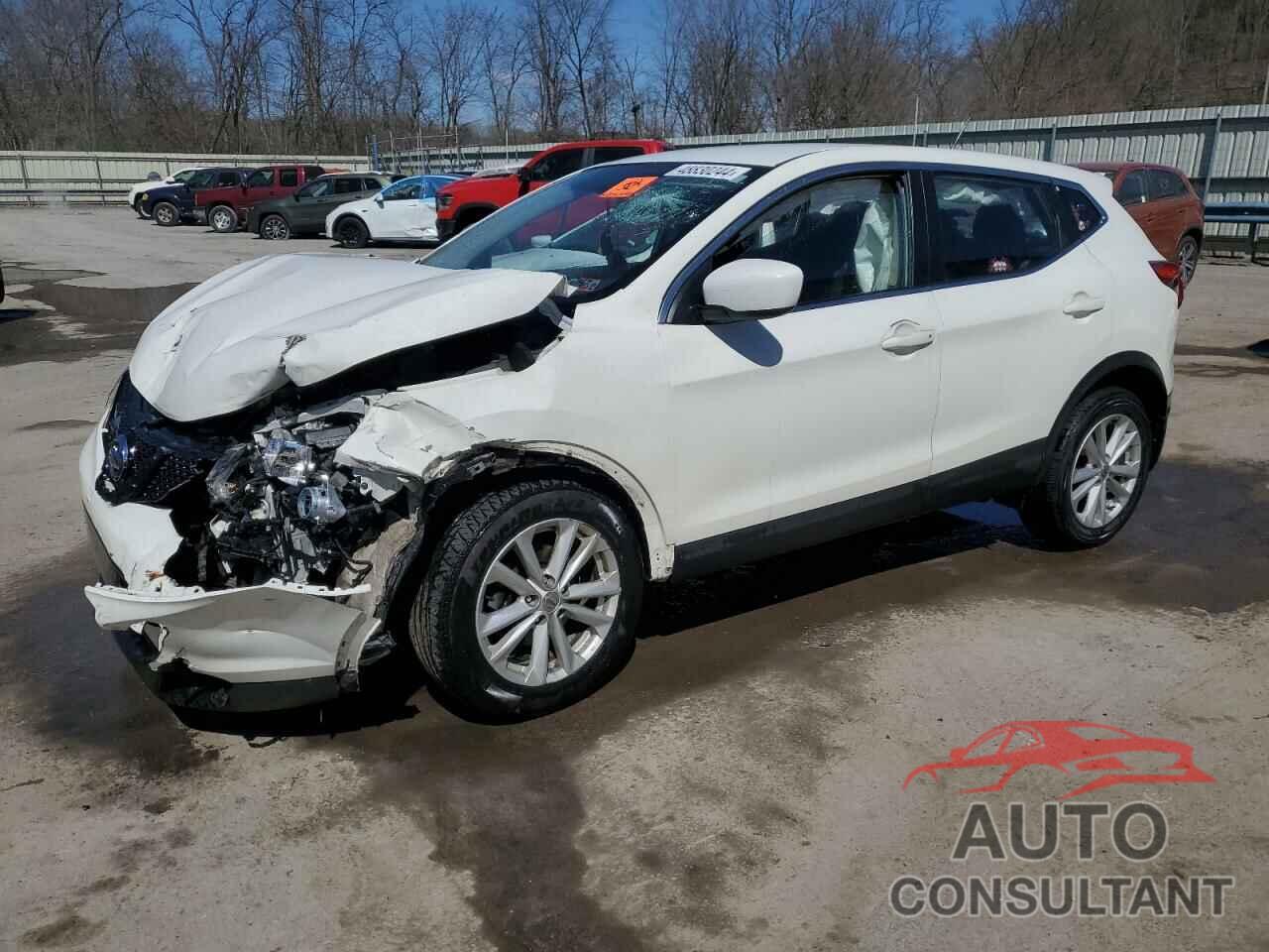 NISSAN ROGUE 2017 - JN1BJ1CR2HW125583