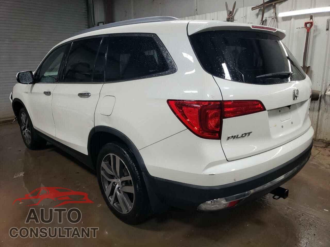HONDA PILOT 2016 - 5FNYF6H9XGB048155