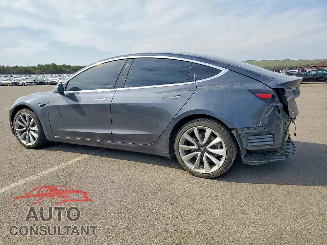 TESLA MODEL 3 2018 - 5YJ3E1EA6JF052743