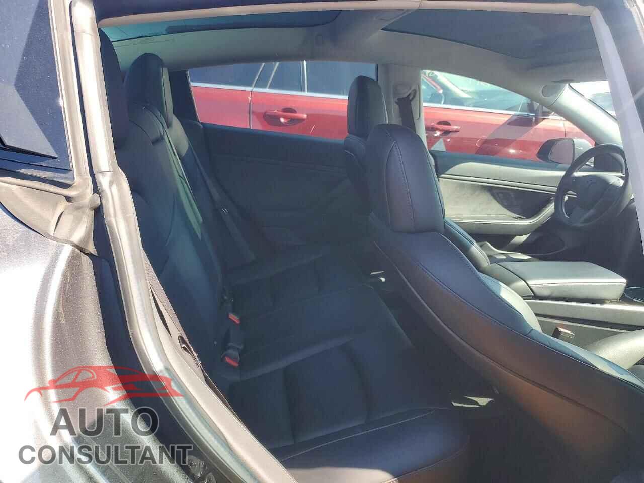 TESLA MODEL 3 2018 - 5YJ3E1EB9JF066662