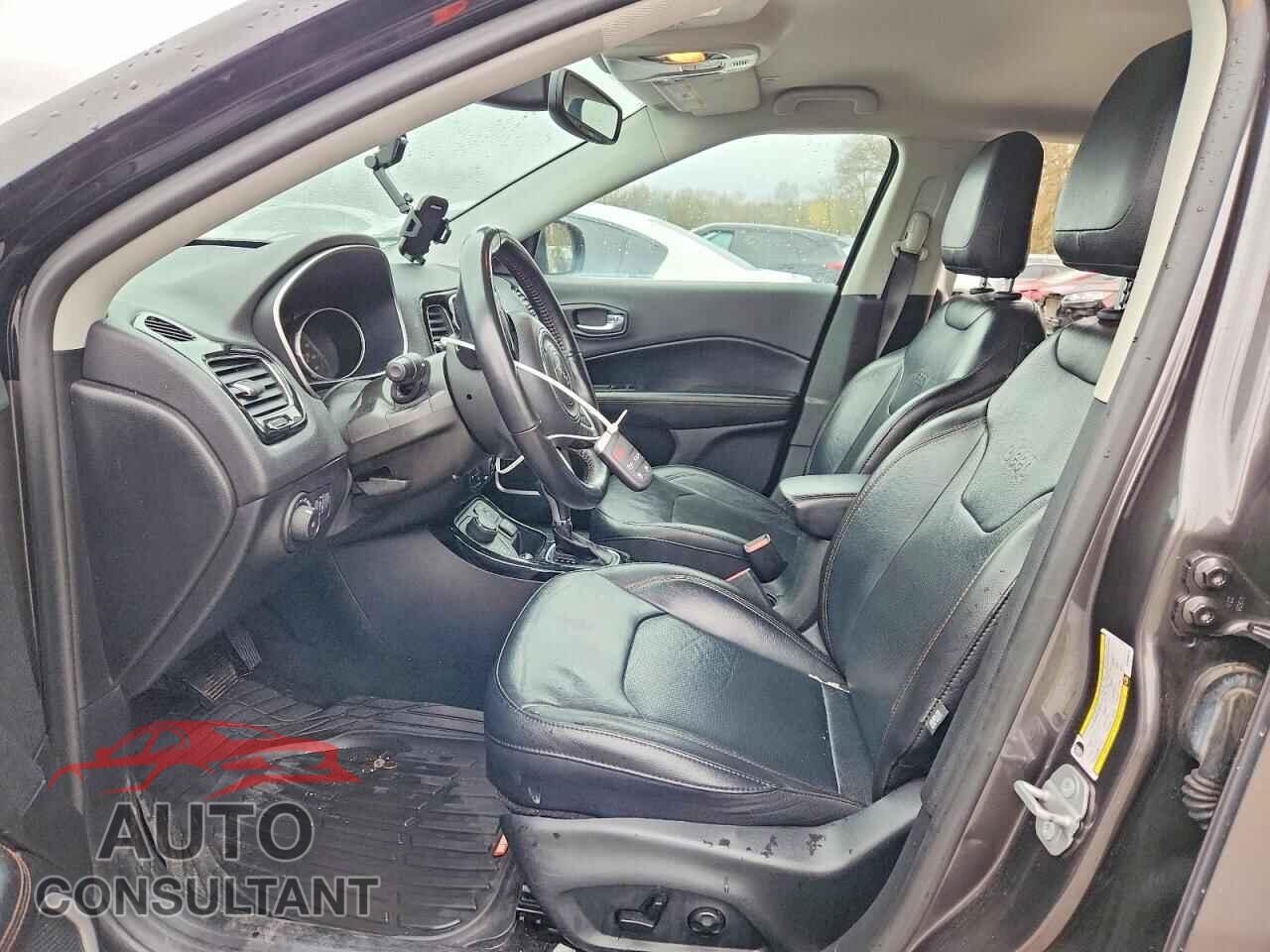 JEEP COMPASS 2019 - 3C4NJDCB4KT669370