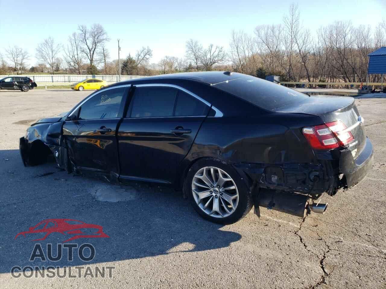 FORD TAURUS 2019 - 1FAHP2F88KG108650