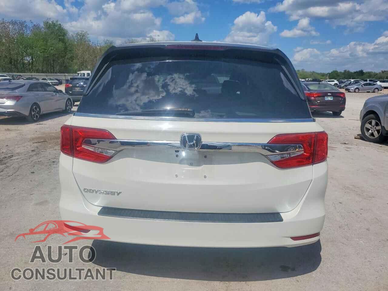 HONDA All Models 2018 - 5FNRL6H71JB089664