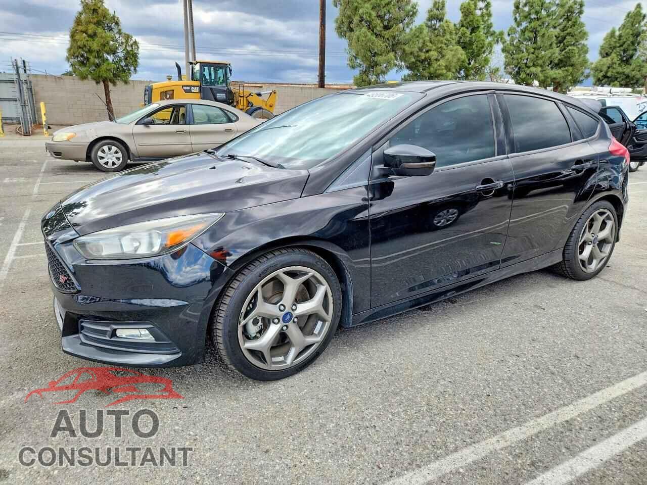 FORD FOCUS 2017 - 1FADP3L91HL296087