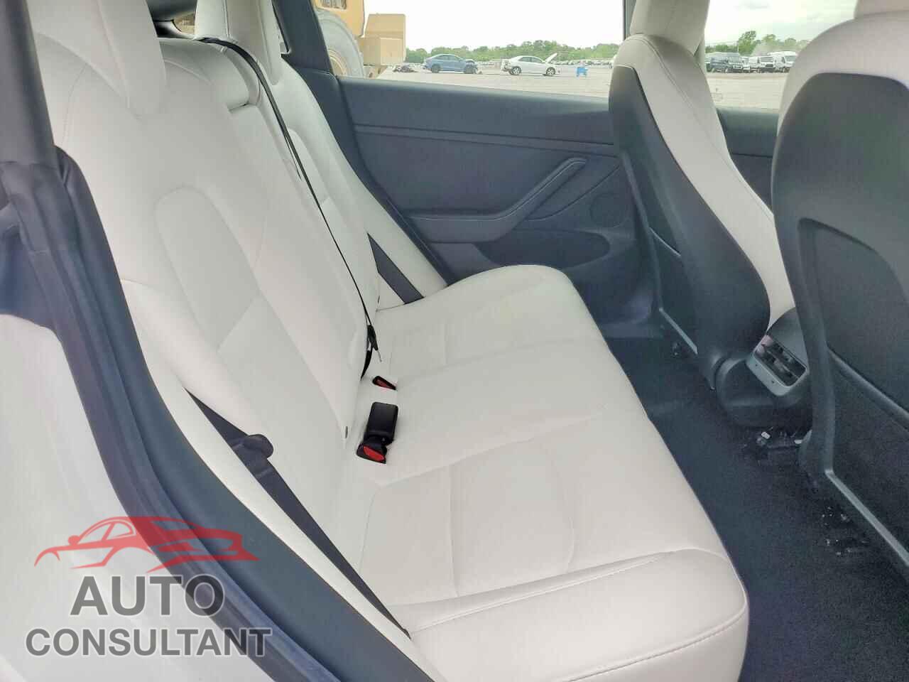 TESLA MODEL 3 2021 - 5YJ3E1EA7MF082841