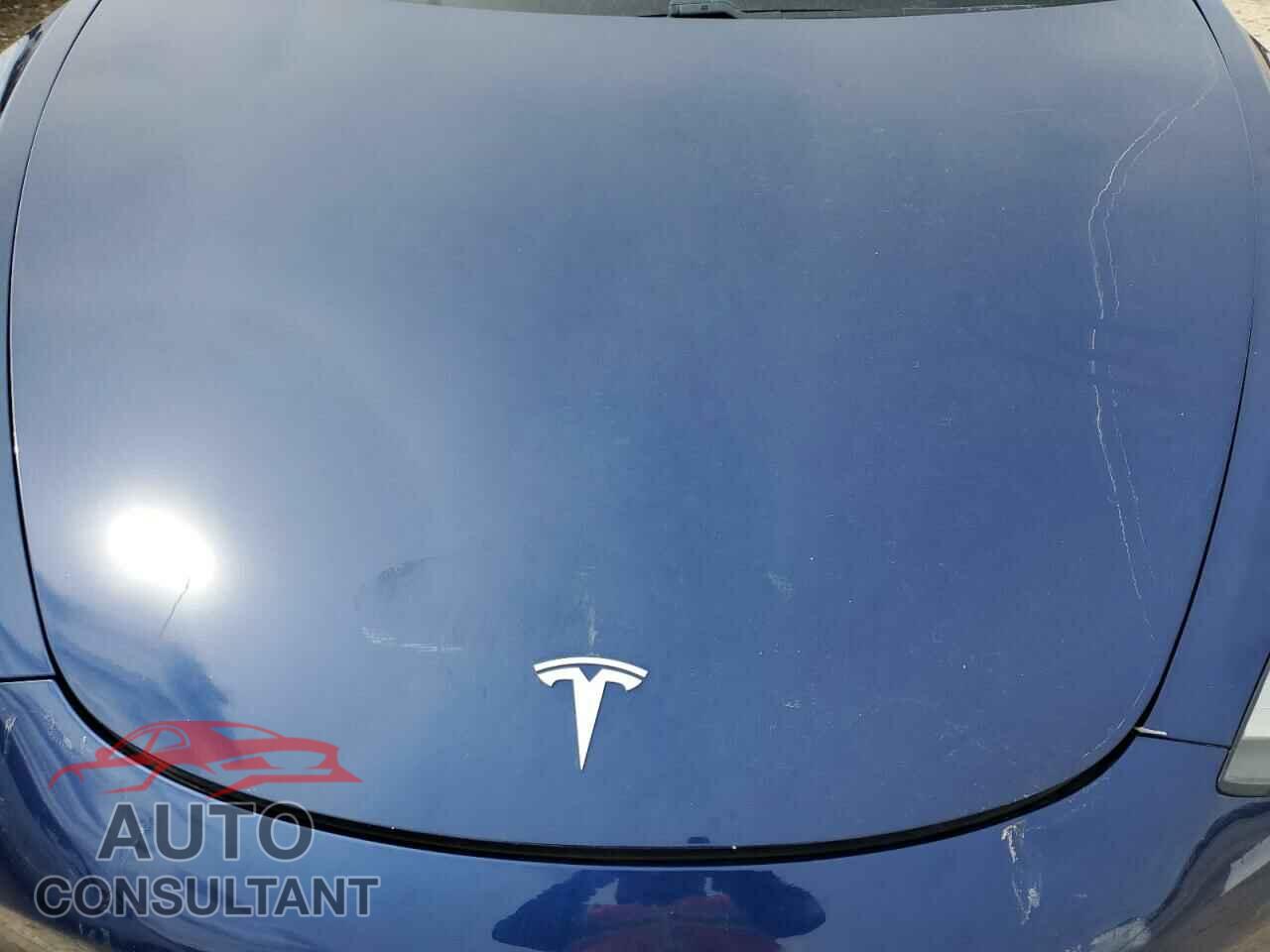 TESLA MODEL 3 2017 - 5YJ3E1EAXHF000493