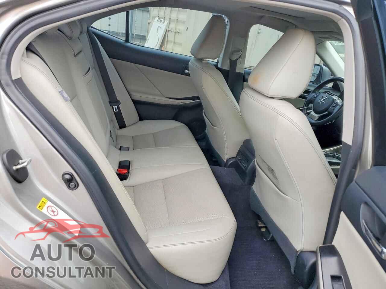 LEXUS IS 2014 - JTHBF1D29E5031393