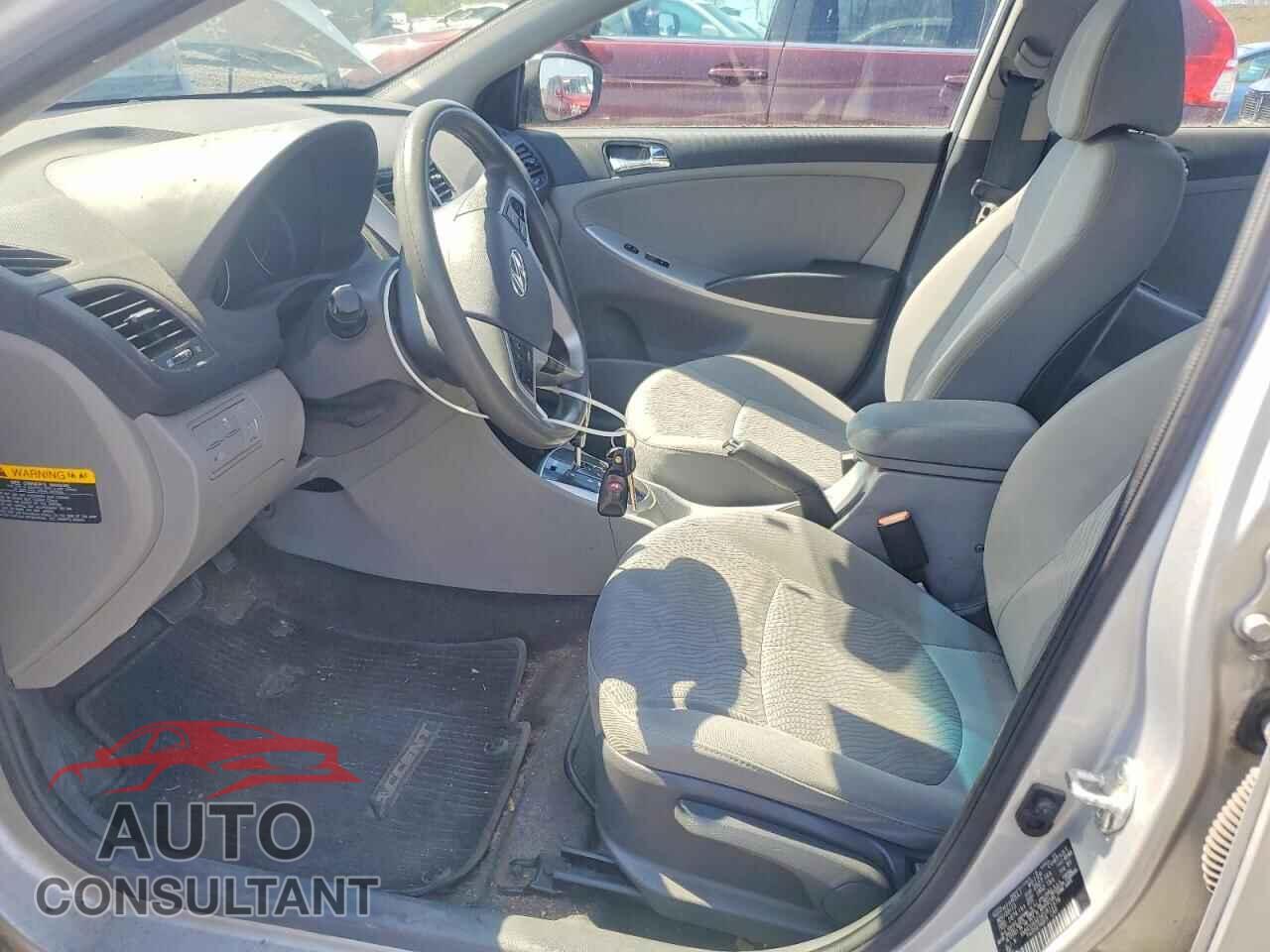 HYUNDAI ACCENT 2014 - KMHCU4AE5EU612578