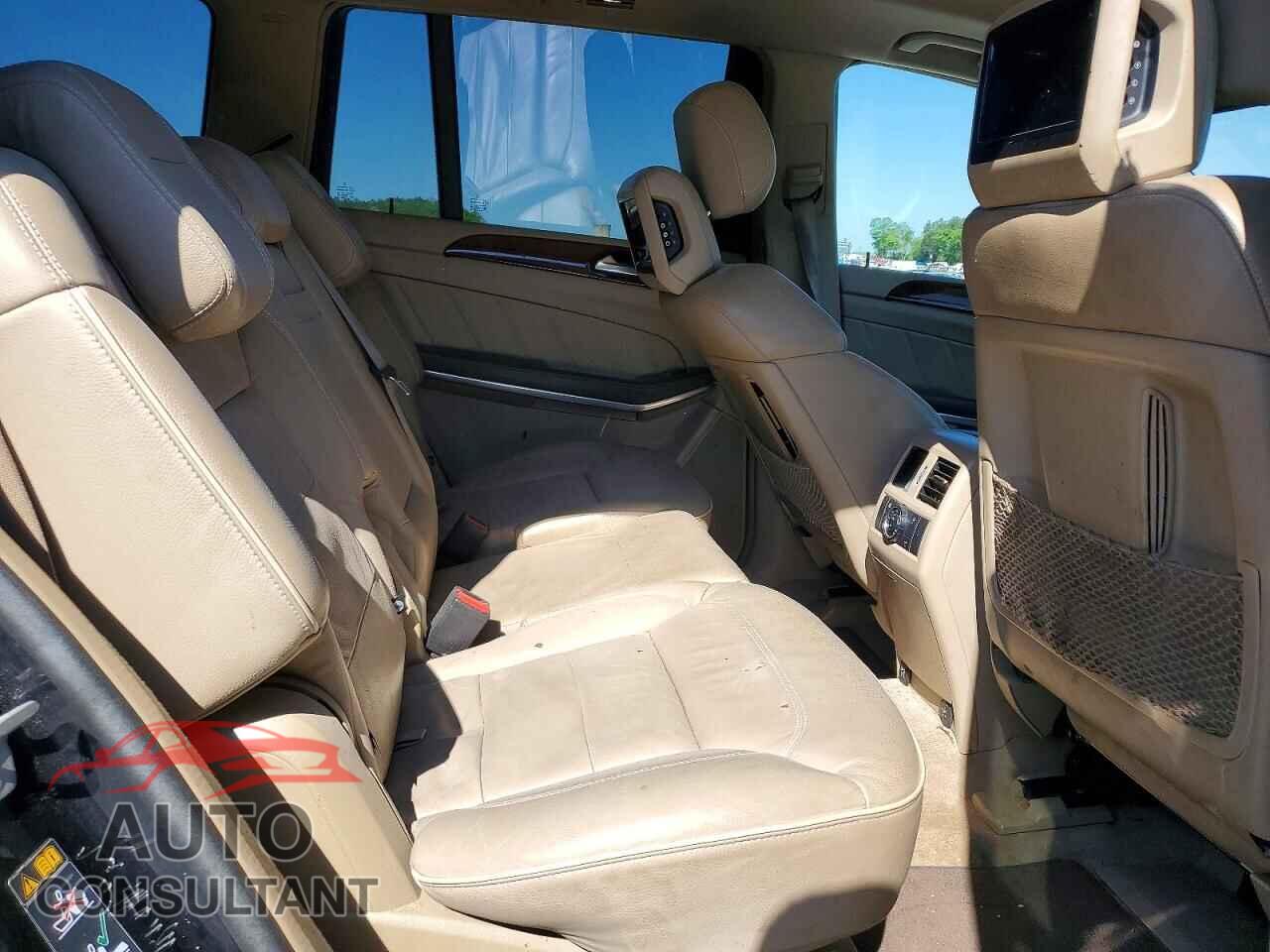 MERCEDES-BENZ GL-CLASS 2014 - 4JGDF2EE2EA330512