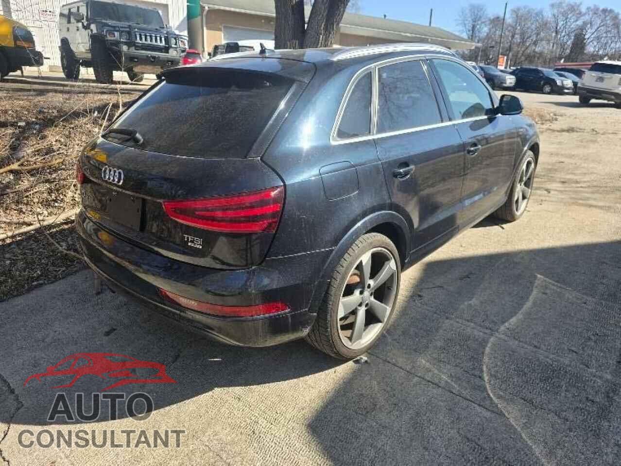 AUDI Q3 2015 - WA1GFEFSXFR008138