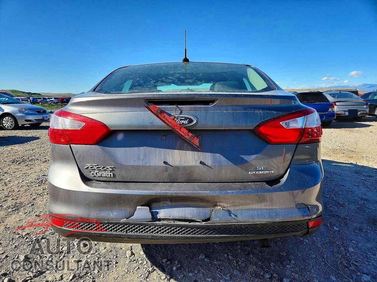 FORD FOCUS 2014 - 1FADP3F28EL330312